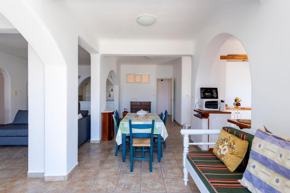 فيلا Parikia Cove Mansion المظهر الخارجي الصورة